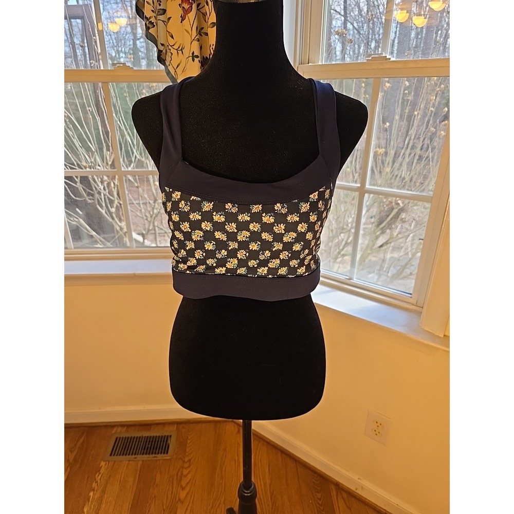 Fabletics Women's Size Extra‎ Small Greta Low-Impact Sports Bra Navy Blue Floral